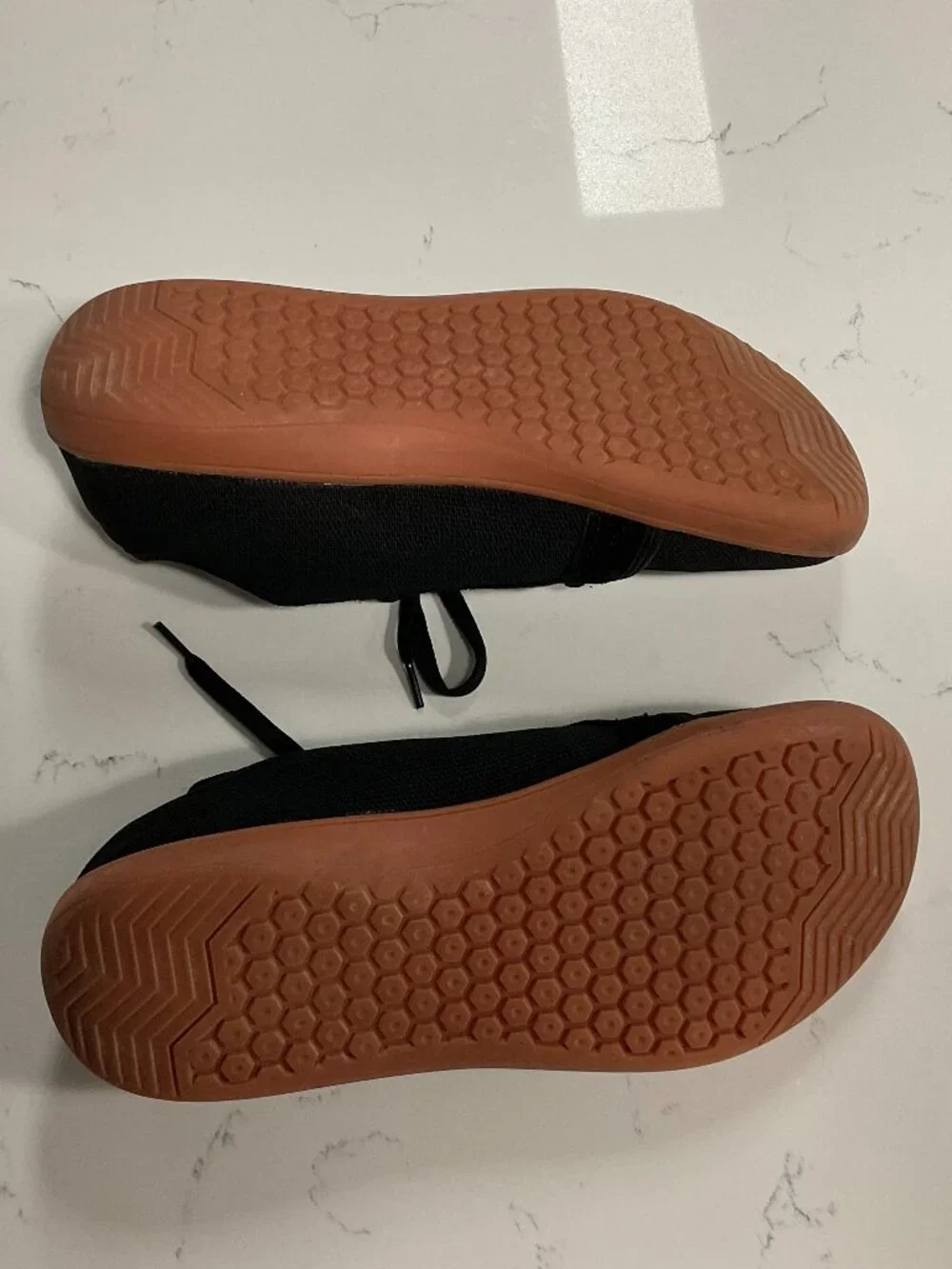 WHITIN Men's Wide Barefoot Sneakers for Optimal Relaxation Size 12W
